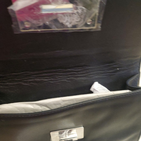 NWT Brand New Never Used Michael Kors Clutch - Picture 5 of 11